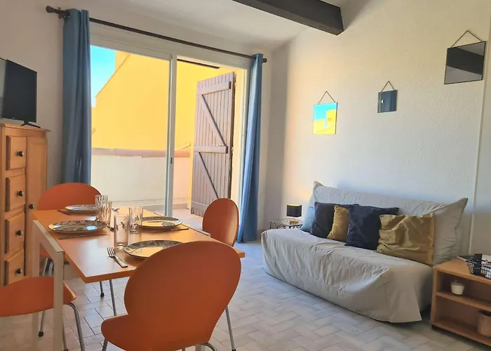 2 Pièces Cap D'agde Ct230-026 *