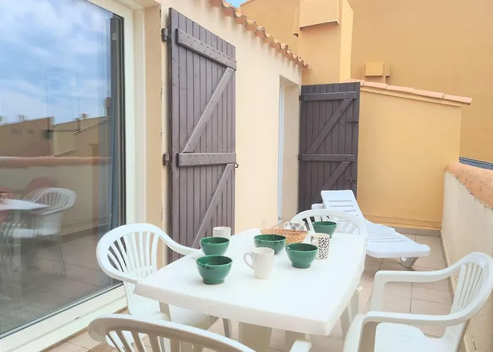 2 Pièces Cap D'agde Ct230-026 *